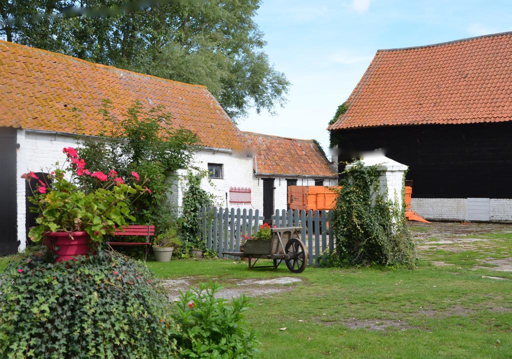 Hostal La Ferme Wessiere Oye-Plage Exterior foto